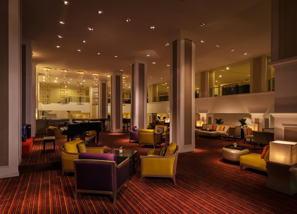 Dusit Thani Pattaya Exterior foto The lobby